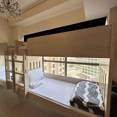 Bollywood Beach Hostel Dubaj Kültér fotó