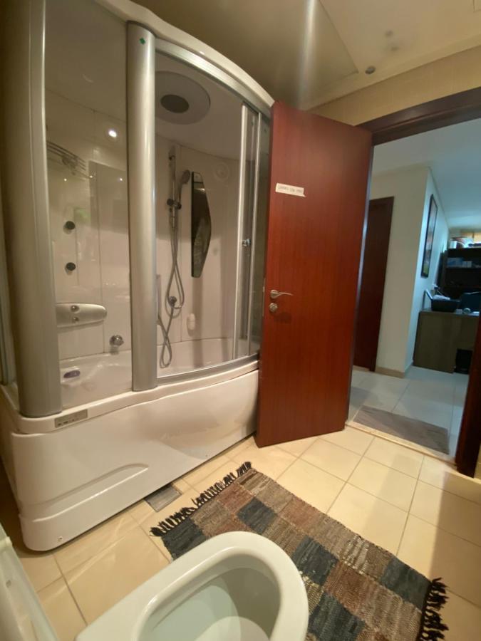Bollywood Beach Hostel Dubaj Kültér fotó