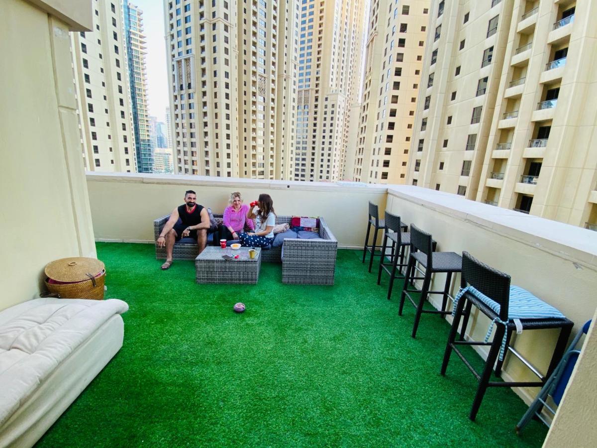 Bollywood Beach Hostel Dubaj Kültér fotó