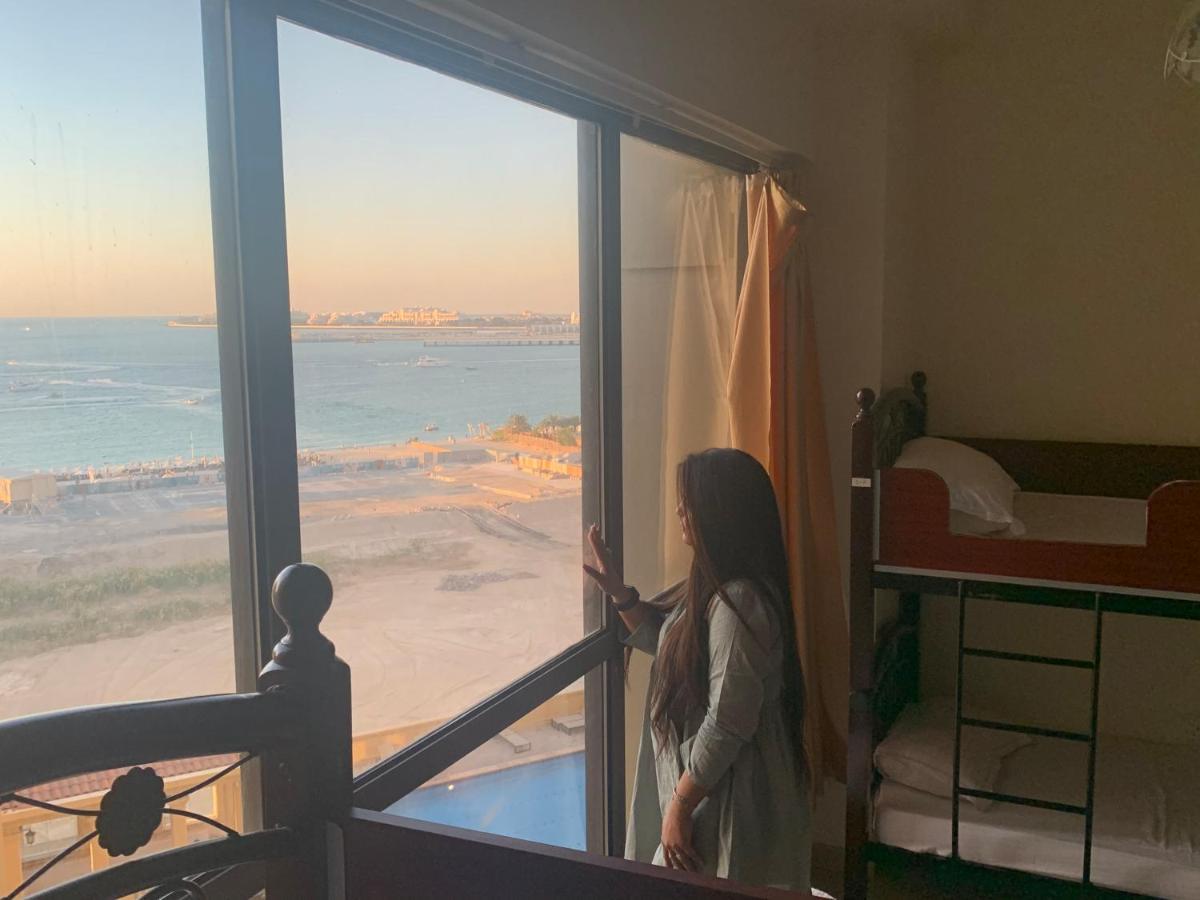 Bollywood Beach Hostel Dubaj Kültér fotó