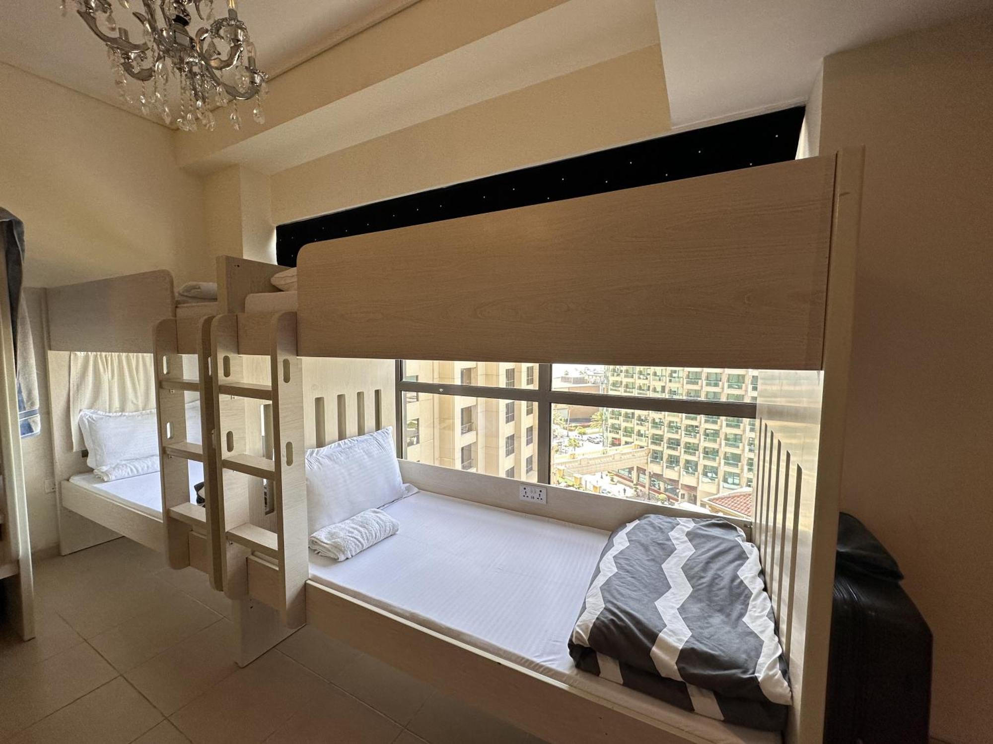 Bollywood Beach Hostel Dubaj Kültér fotó